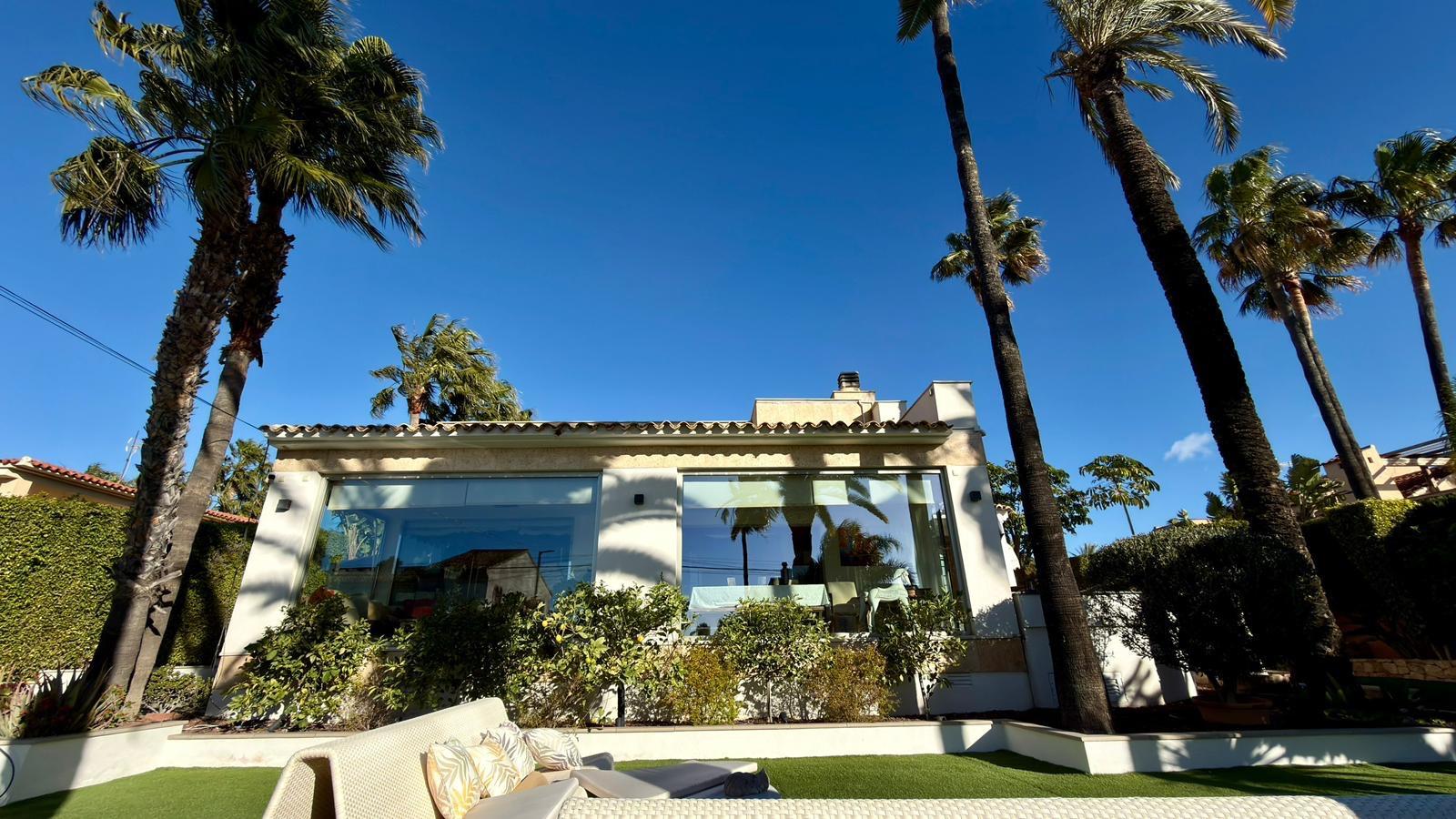 Villa in Benidorm, Alicante, Spanien 6 Schlafzimmer, 357 m2 Nr. 151051