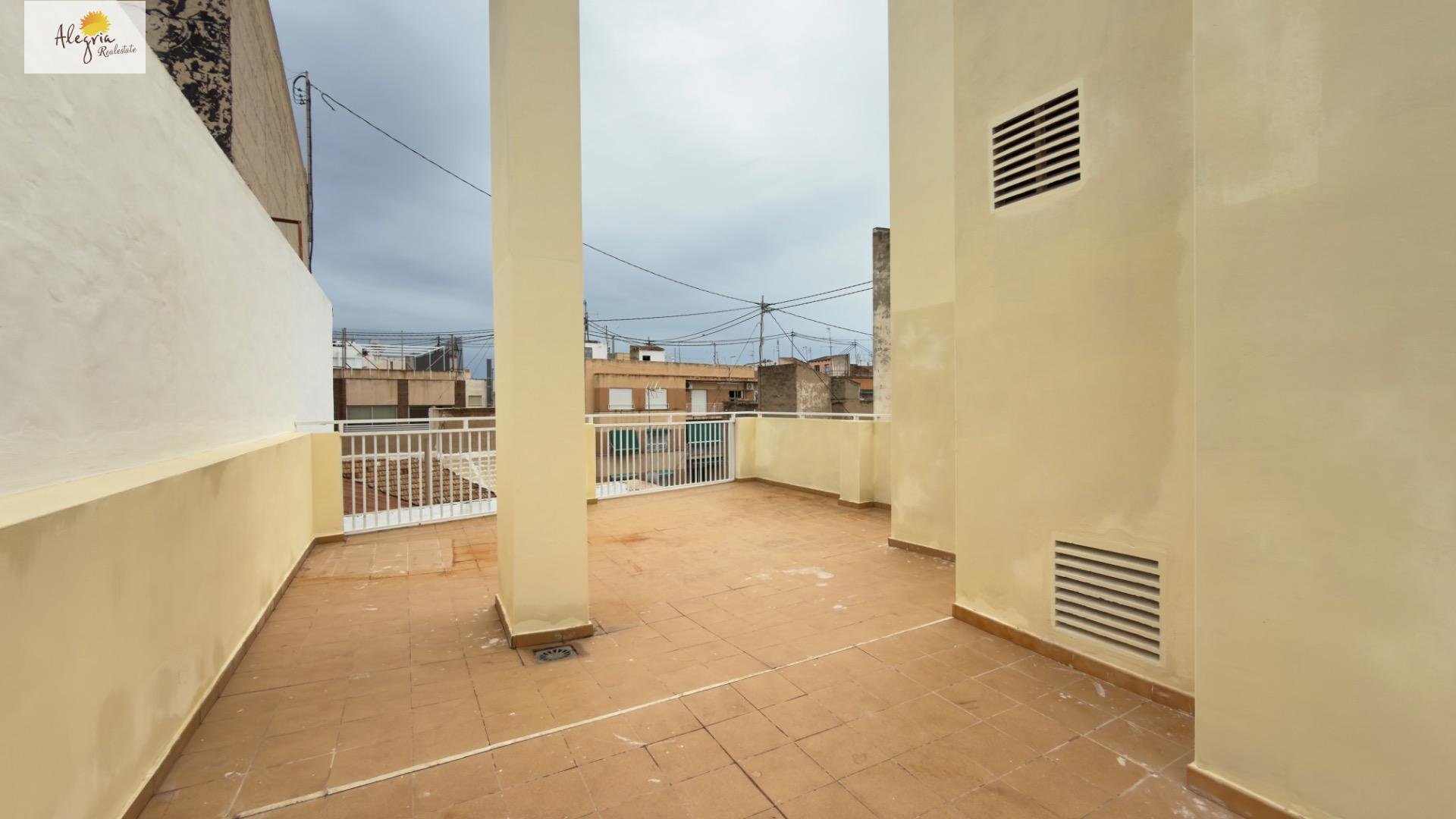 Commercial property à Alicante, Espagne 8 chambres, 403 m2 No. 151049