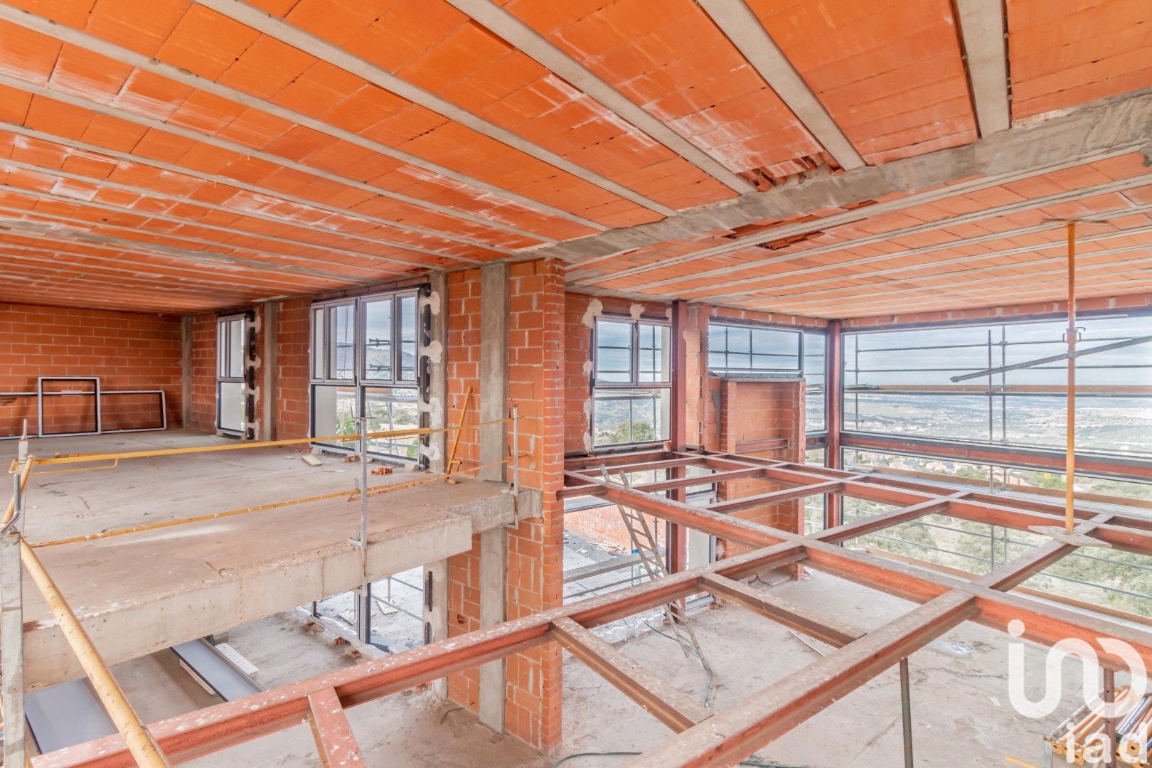 Talo Los Angeles de San Rafael, Segovia, Espanja 4 makuuhuonetta, 520 m2 No. 154070