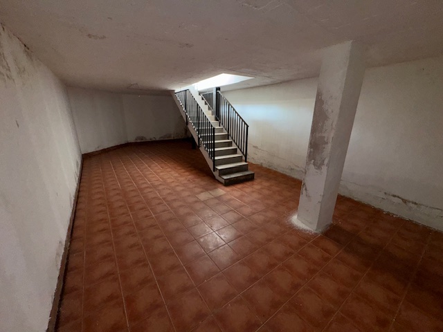 Tienda al por menor en Malgrat de Mar, Barcelona, España 110 m2 No. 191318