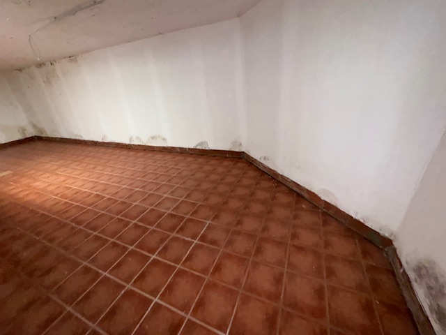 Tienda al por menor en Malgrat de Mar, Barcelona, España 110 m2 No. 191318
