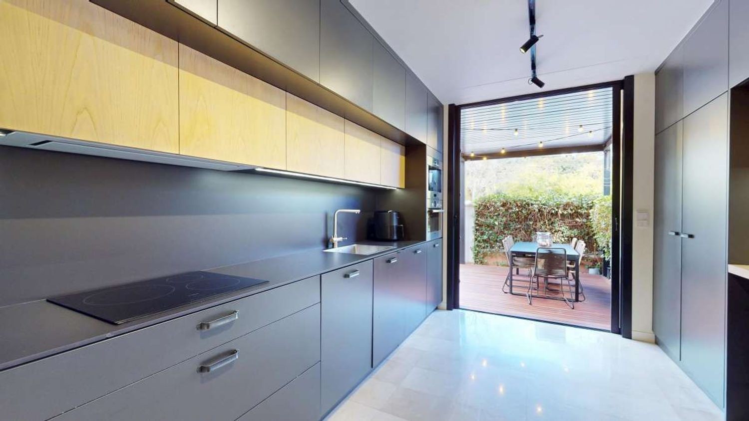Villa a Alicante, Spagna 4 camere da letto, 275 mq. N° 133332