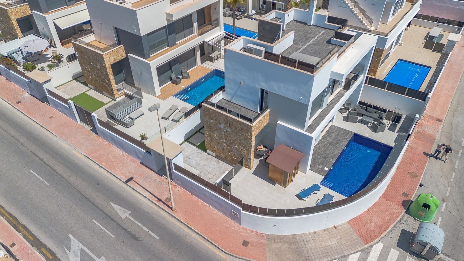 Villa i Torrevieja, Alicante, Spanien 4 sovrum, 219 kvm. Nr. 133333