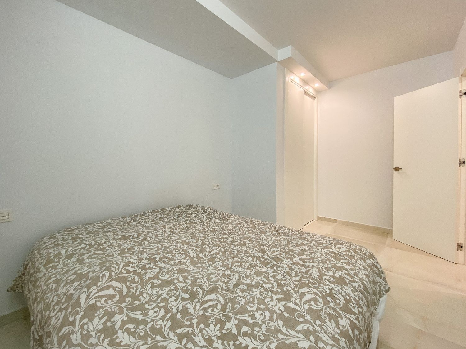 Villa i Torrevieja, Alicante, Spanien 4 sovrum, 219 kvm. Nr. 133333