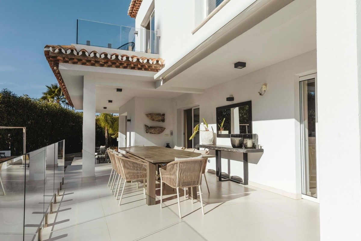 Villa in Marbella, Malaga, Spanien 4 Schlafzimmer, 224 m2 Nr. 138315