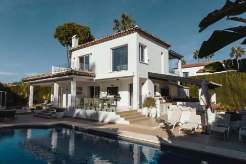 Villa in Marbella, Malaga, Spain 4 bedrooms, 224 sq.m. No. 138315