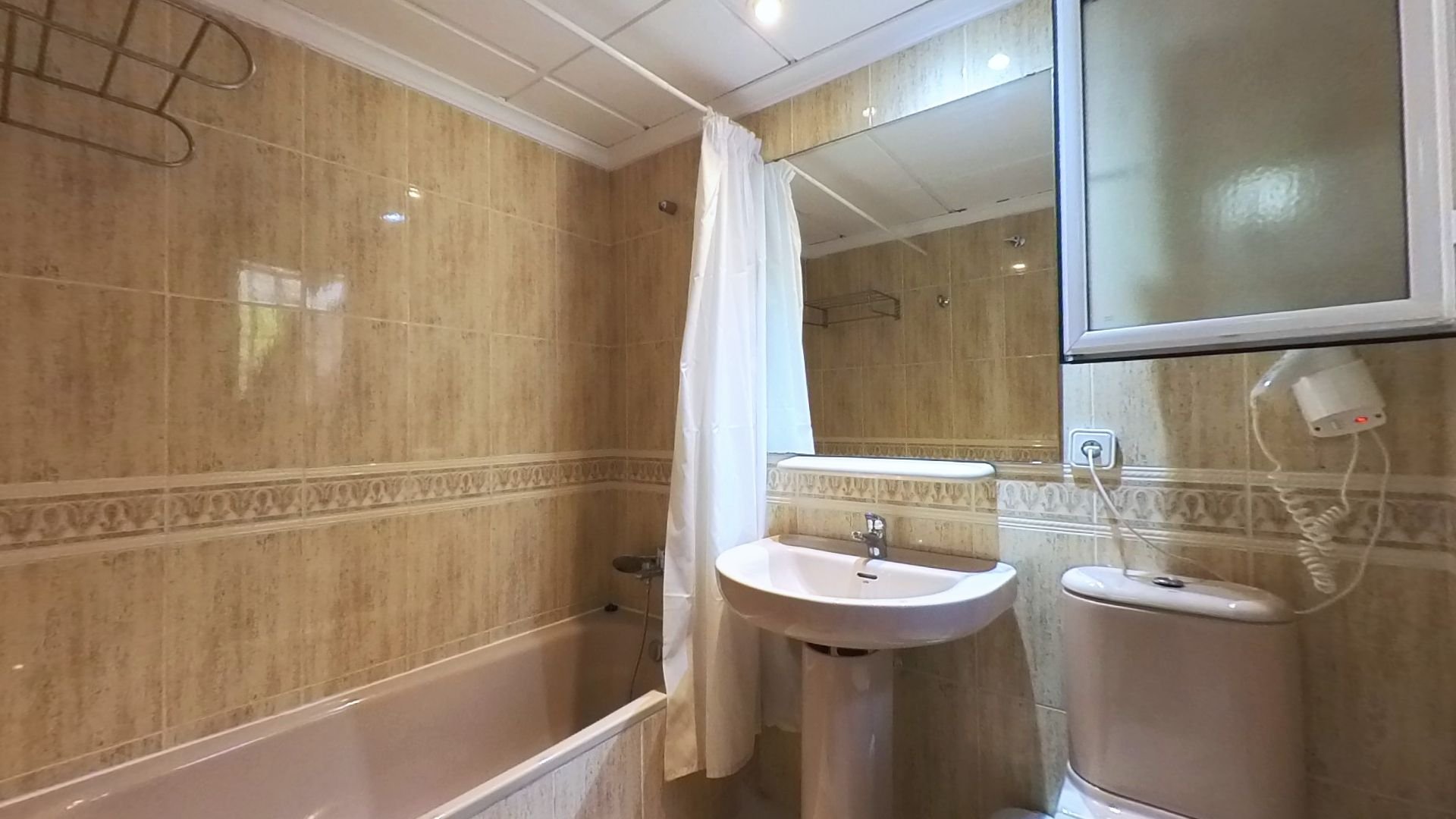 Bungalow en Calpe, Alicante, España 2 dormitorios, 66 m2 No. 112060