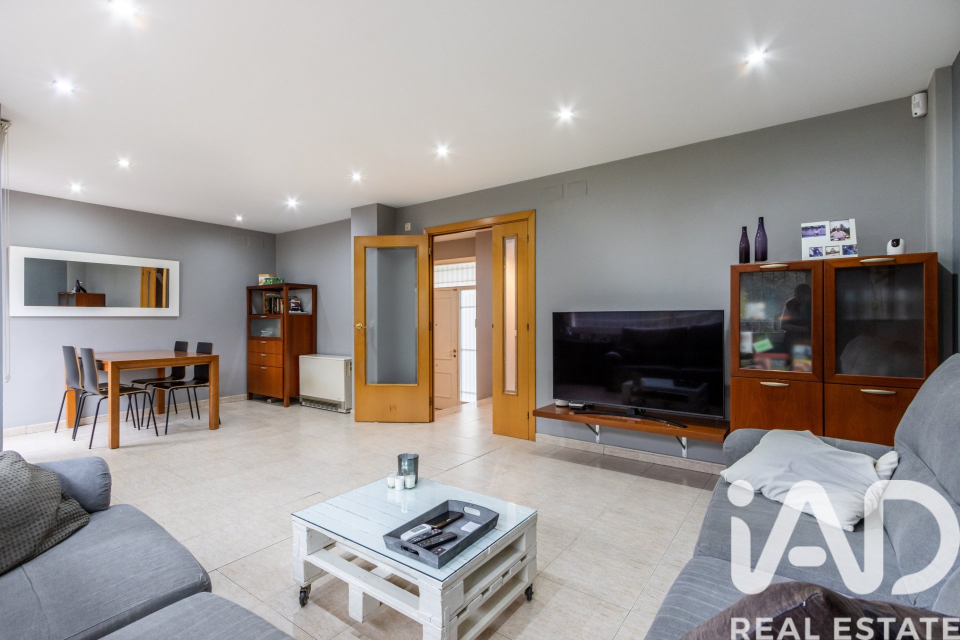 Townhouse à La Roca Del Valles, Barcelona, Espagne 4 chambres, 220 m2 No. 152320