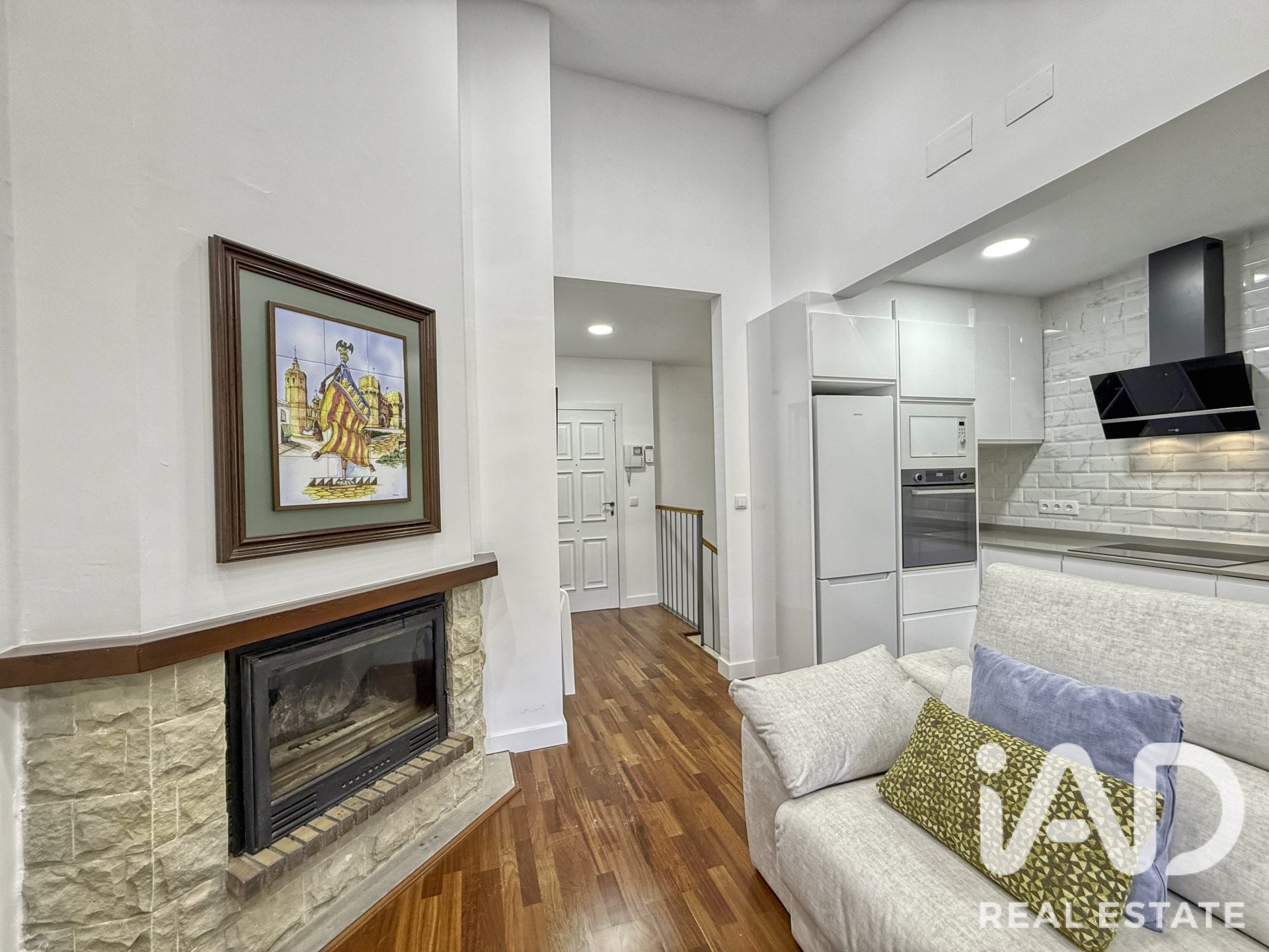 Duplex à Teruel, Espagne 3 chambres, 104 m2 No. 195088