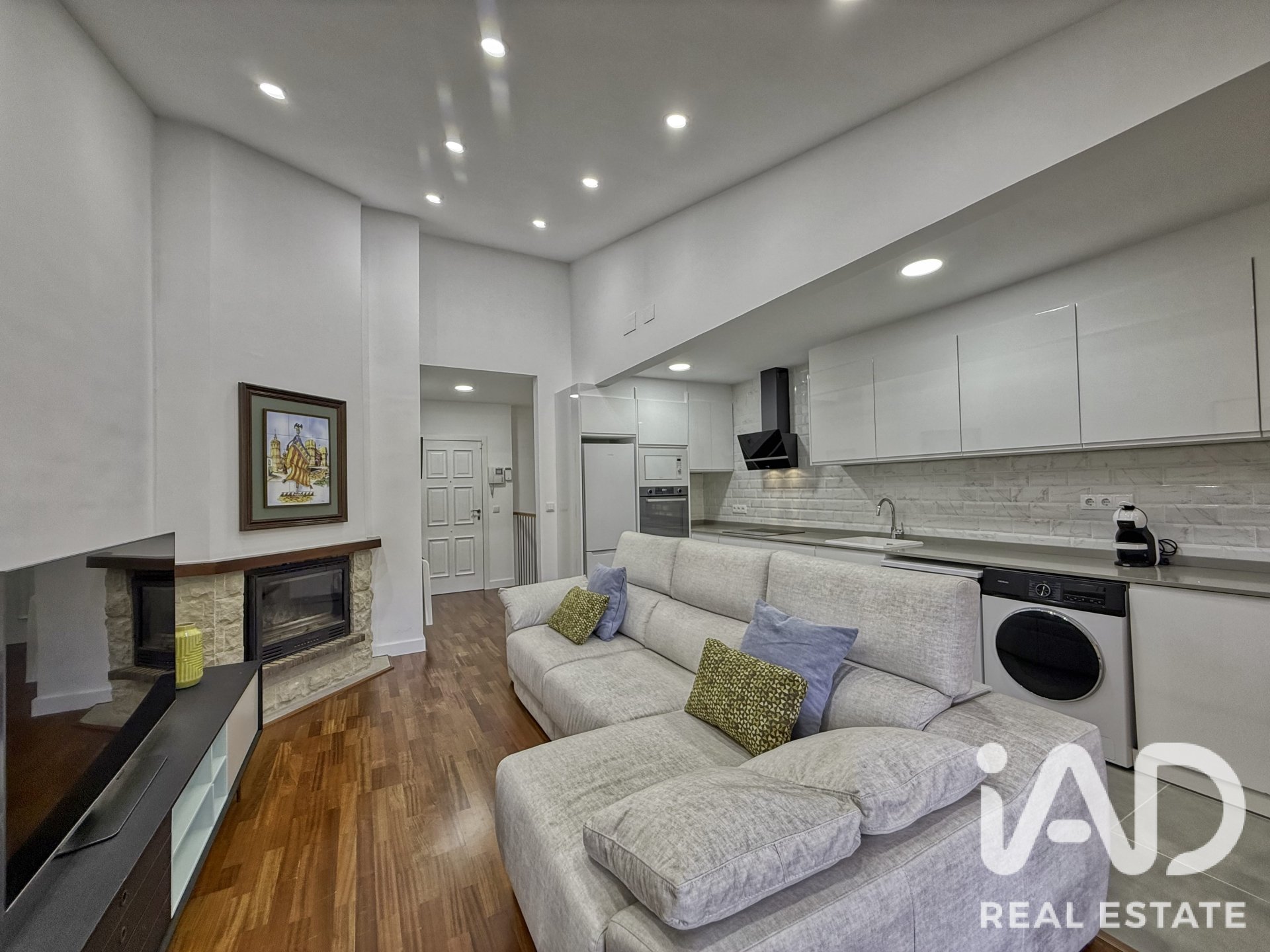 Duplex à Teruel, Espagne 3 chambres, 104 m2 No. 195088