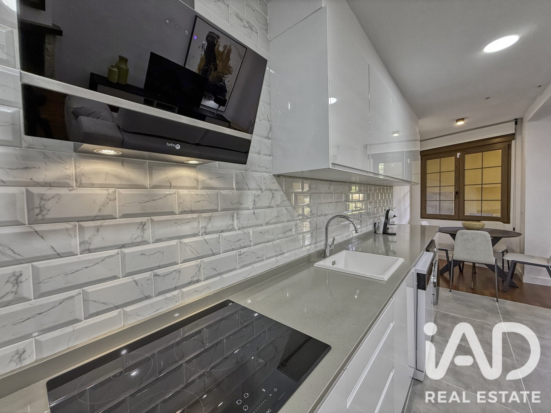 Duplex à Teruel, Espagne 3 chambres, 104 m2 No. 195088