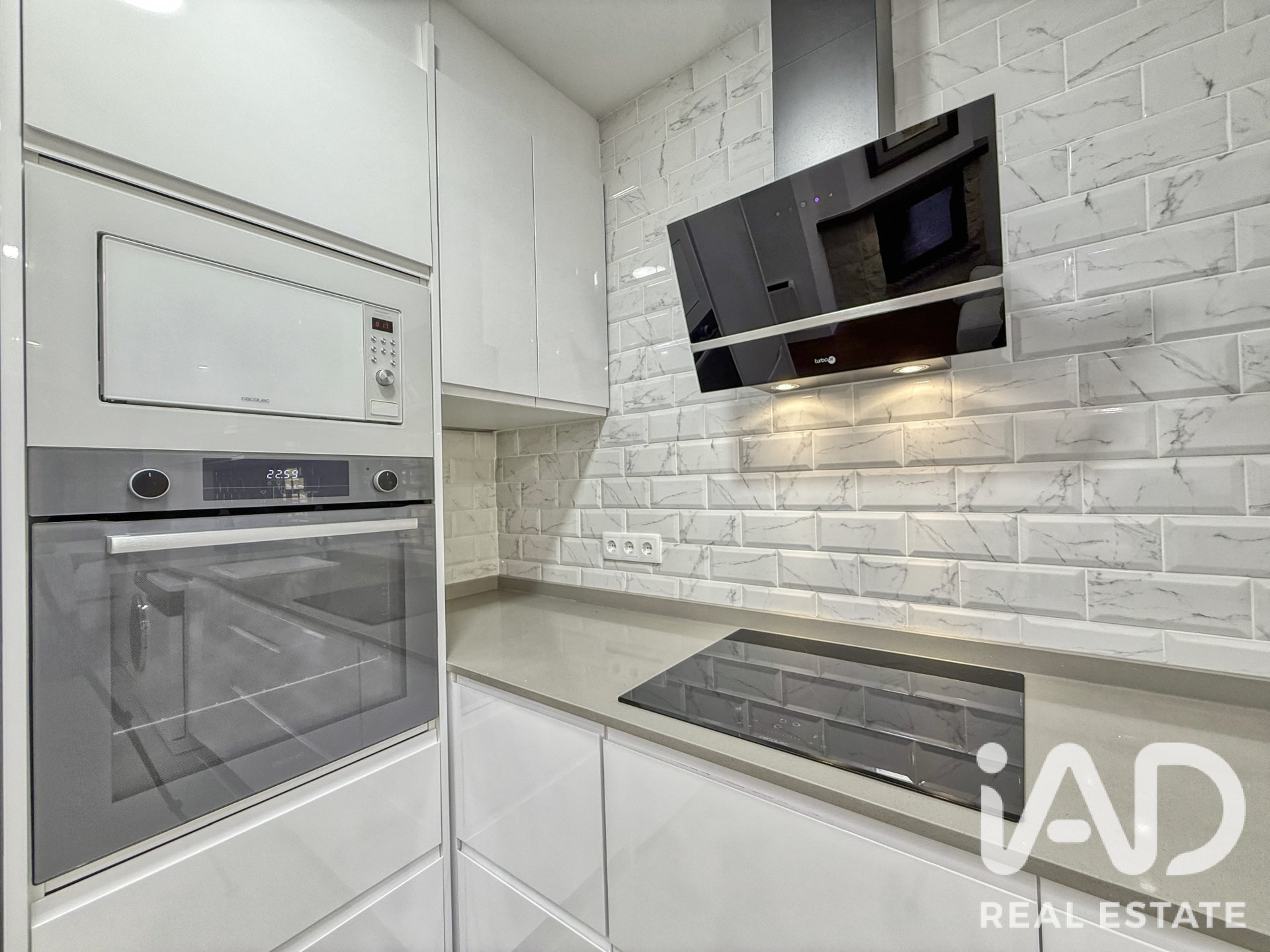 Duplex à Teruel, Espagne 3 chambres, 104 m2 No. 195088