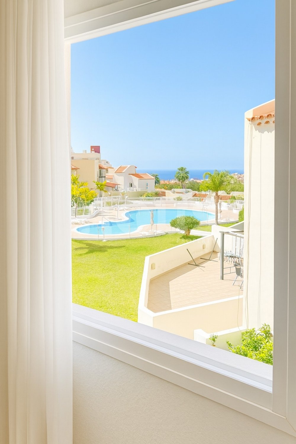 Townhouse in Adeje, Tenerife, Spain 4 bedrooms, 240 sq.m. No. 196684
