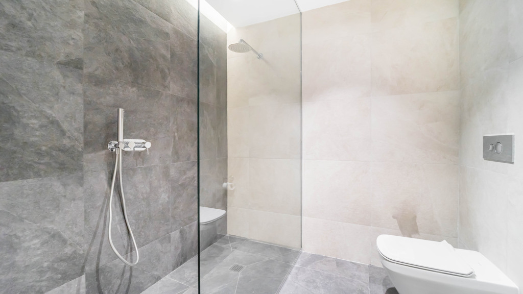 Apartment in Madrid, Spain 2 bedrooms, 130 sq.m. No. 196682