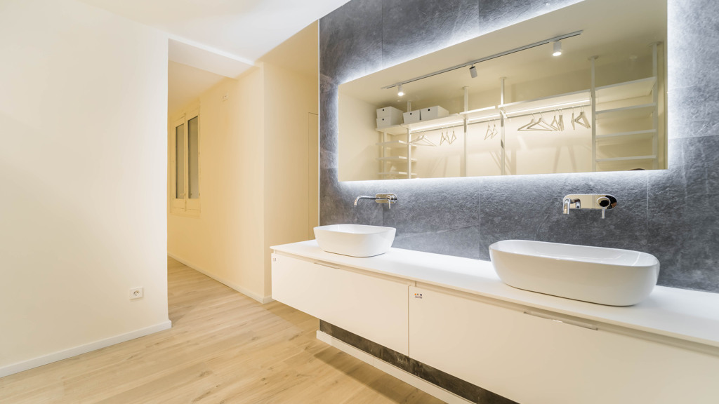 Apartment in Madrid, Spain 2 bedrooms, 130 sq.m. No. 196682