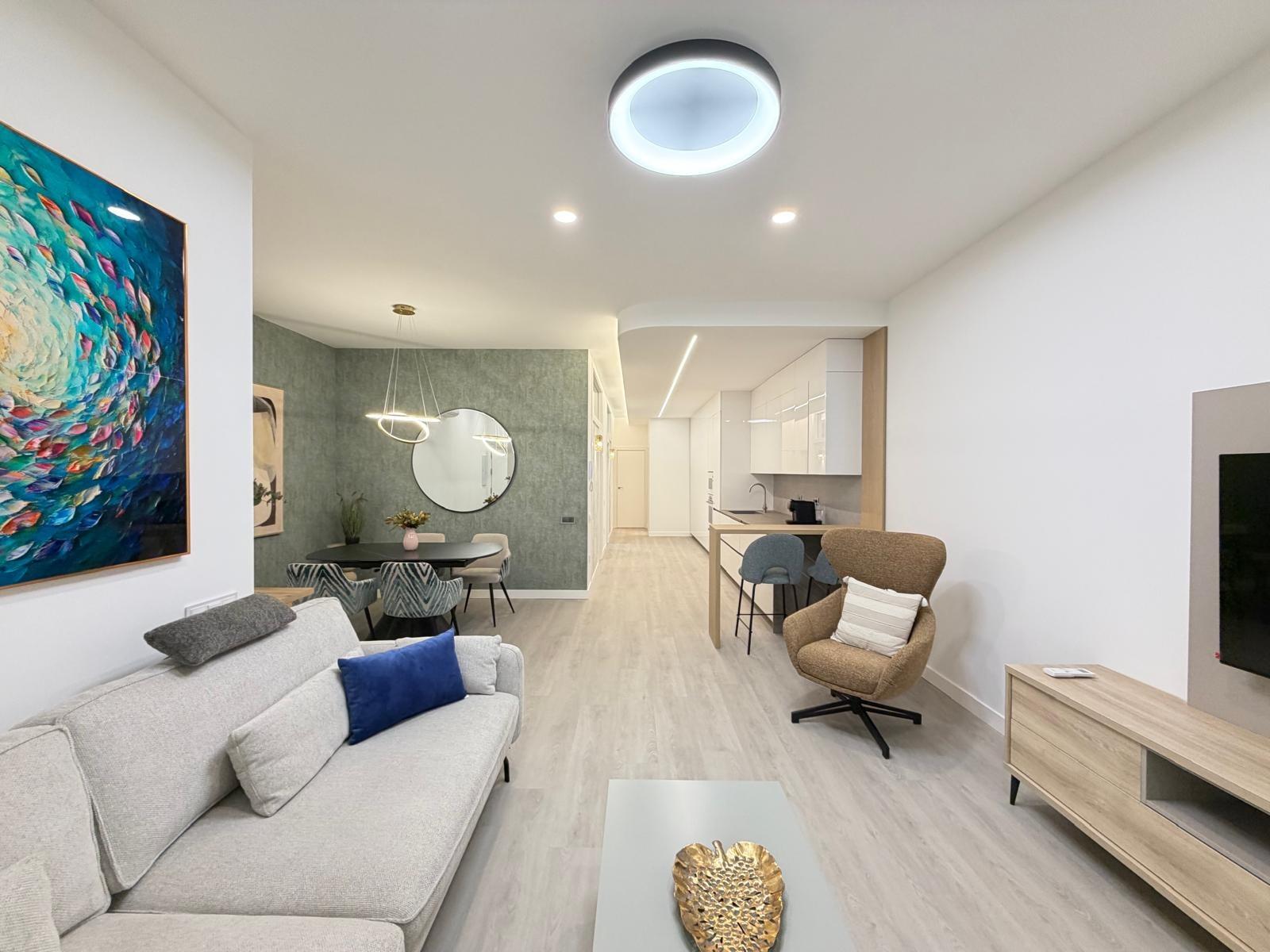 Apartamento en Torrevieja, Alicante, España 2 dormitorios, 123 m2 No. 196680