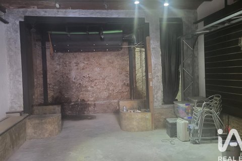Commercial property in Barcelona, Spain 68 sq.m. No. 173212