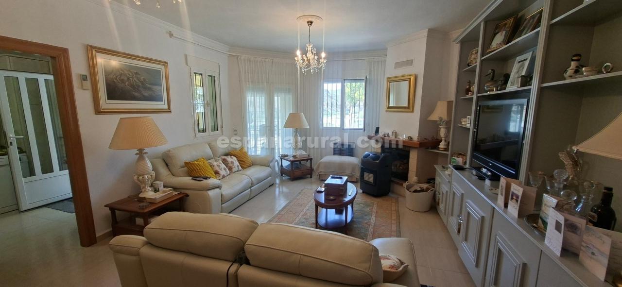 Villa i Arboleas, Almeria, Spanien 3 sovrum, 130 kvm. Nr. 181801