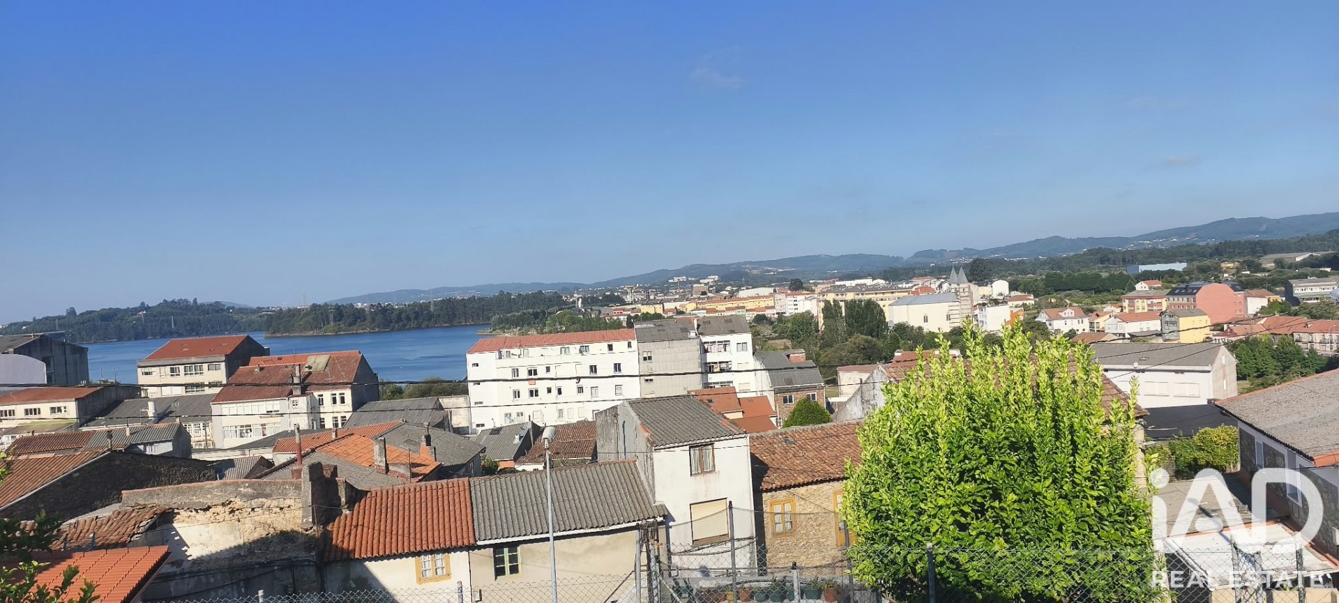 Villetta a schiera a Neda, A Coruna, Spagna 2 camere da letto, 168 mq. N° 196496