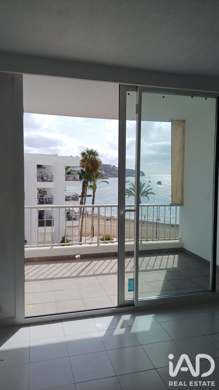 Apartment in Ibiza town, Ibiza, Spain 1 bedroom, 61 sq.m. No. 196491