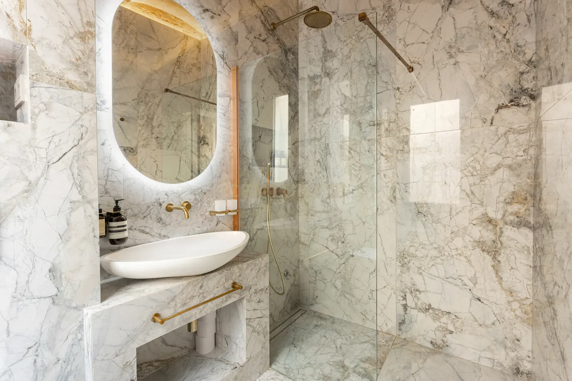 Wohnung in Barcelona, Spanien 1 Schlafzimmer, 99 m2 Nr. 166878