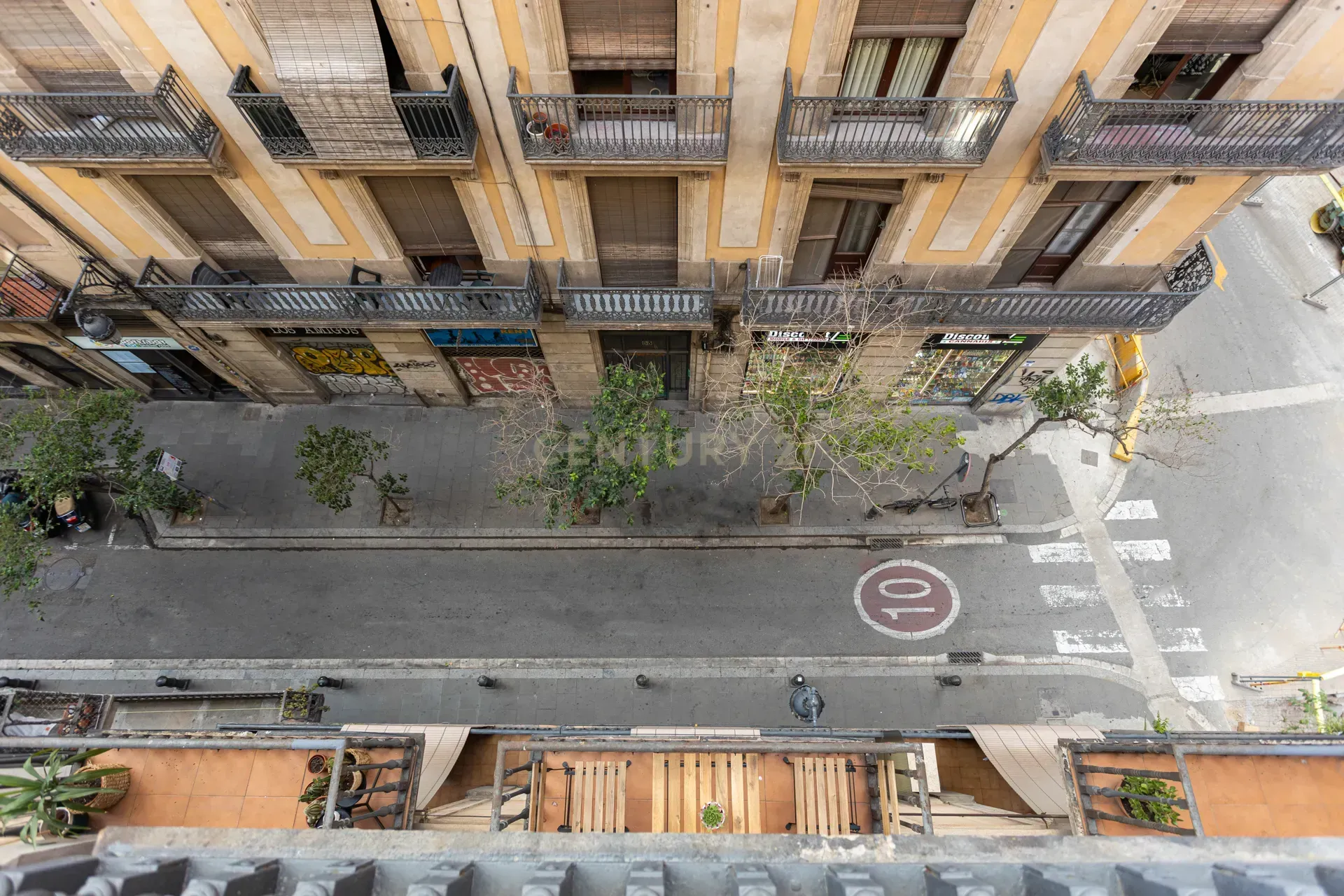 Wohnung in Barcelona, Spanien 1 Schlafzimmer, 99 m2 Nr. 166878