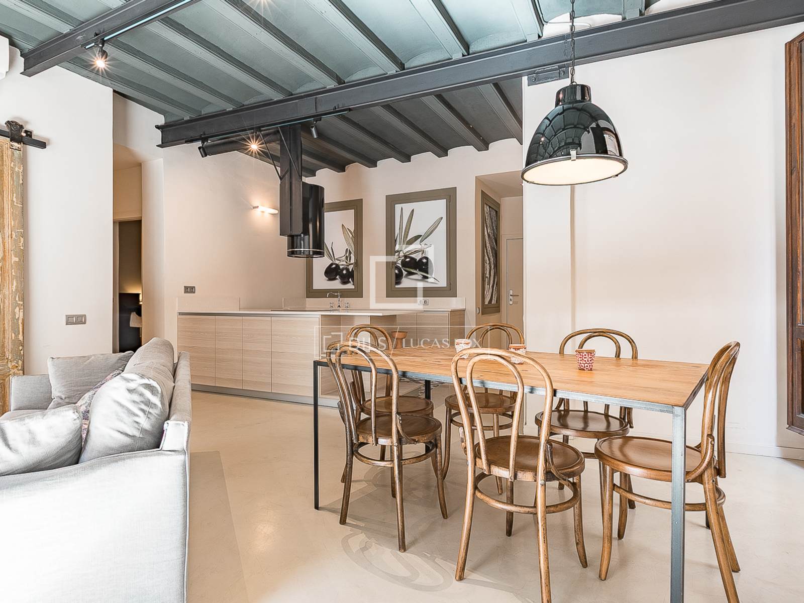 Apartment à Barcelona, Espagne 2 chambres, 87 m2 No. 164315