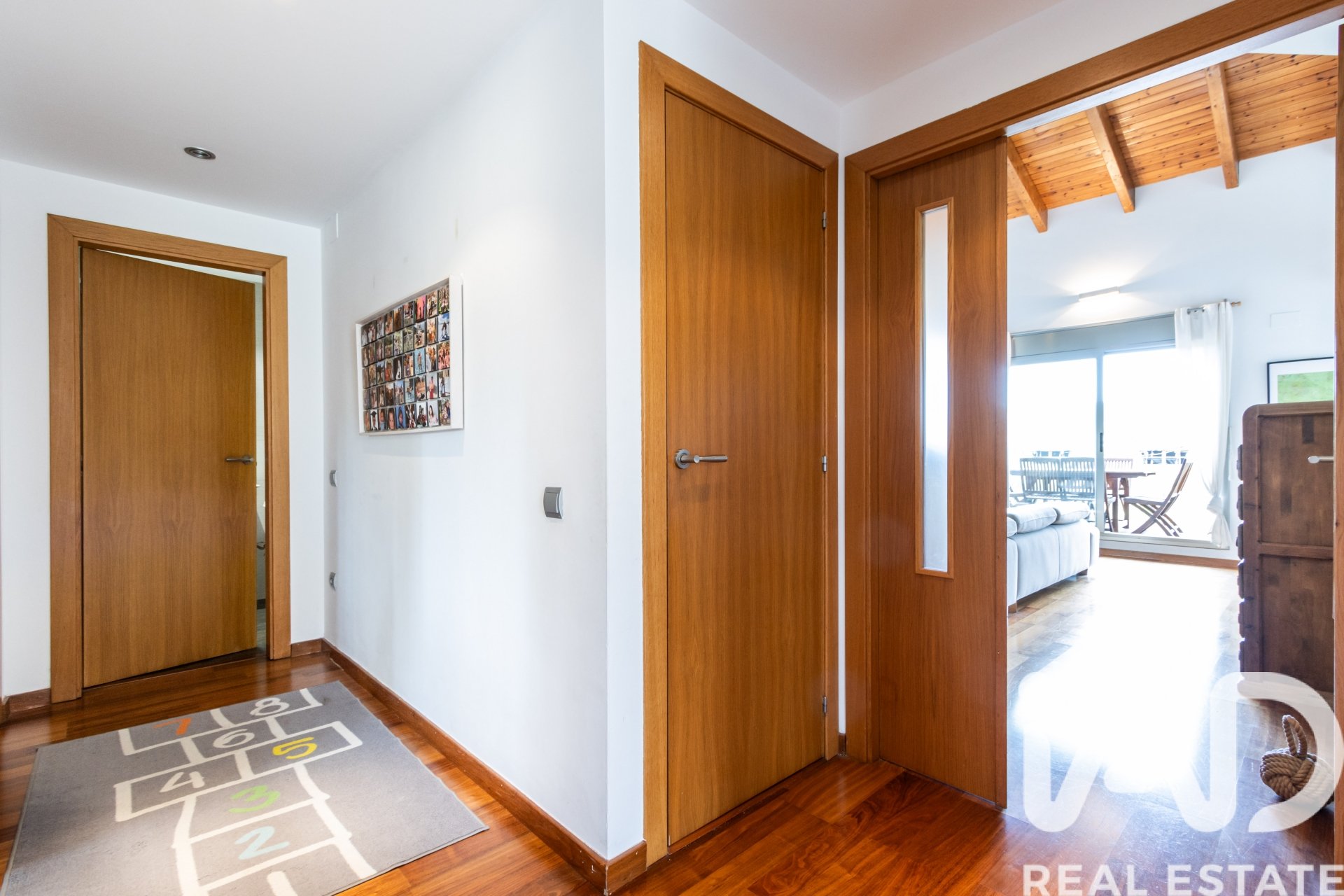 Radhus i Sant Cugat Del Valles, Barcelona, Spanien 4 sovrum, 274 kvm. Nr. 172405