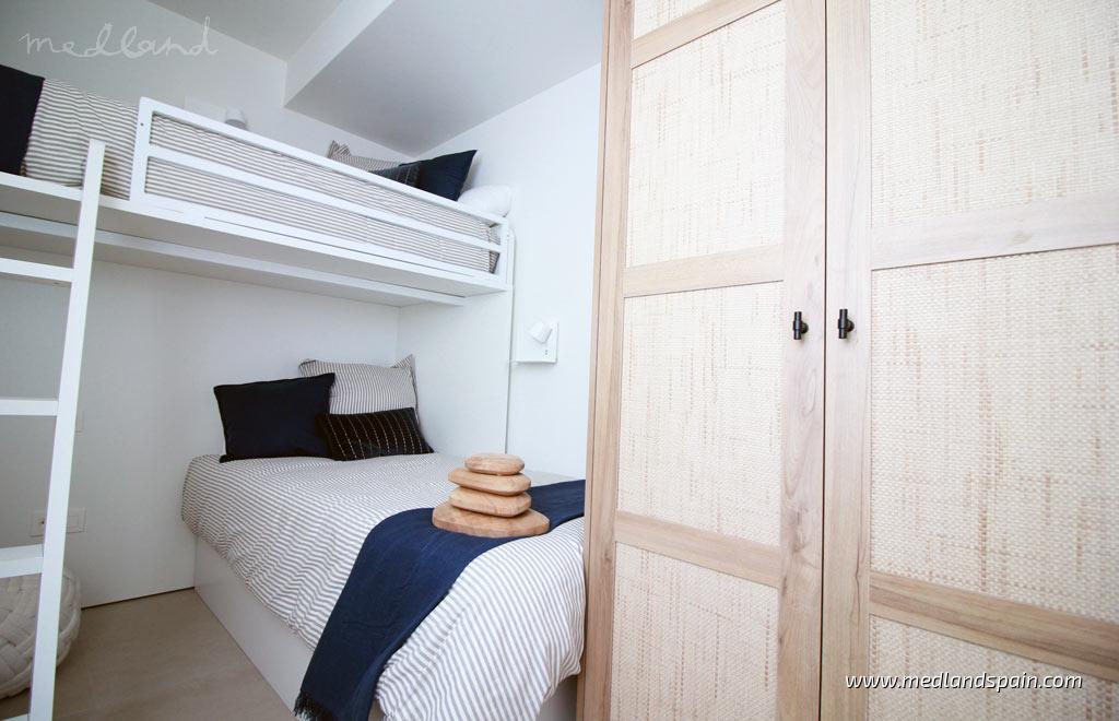 Квартира в Торре-де-ла-Орадада, Аликанте, Испания 2 спальни, 75м2 №139668
