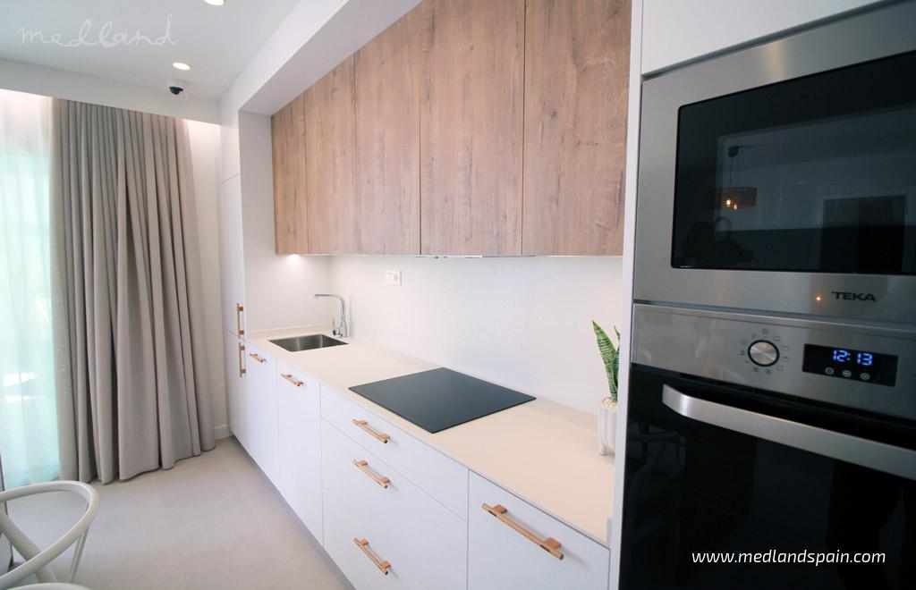 Квартира в Торре-де-ла-Орадада, Аликанте, Испания 2 спальни, 75м2 №139668