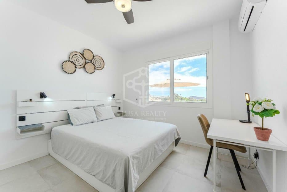 Villa en Adeje, Tenerife, España 5 dormitorios, 248 m2 No. 133239