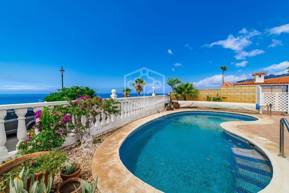 Villa a Santiago del Teide, Tenerife, Spagna 3 camere da letto, 117 mq. N° 133241