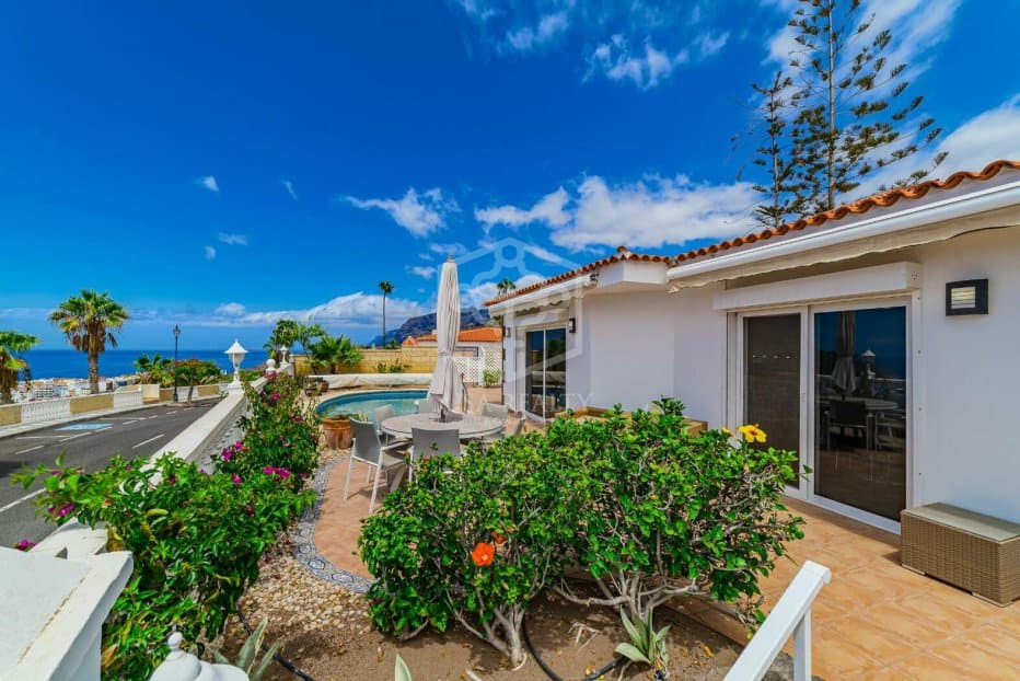 Villa a Santiago del Teide, Tenerife, Spagna 3 camere da letto, 117 mq. N° 133241