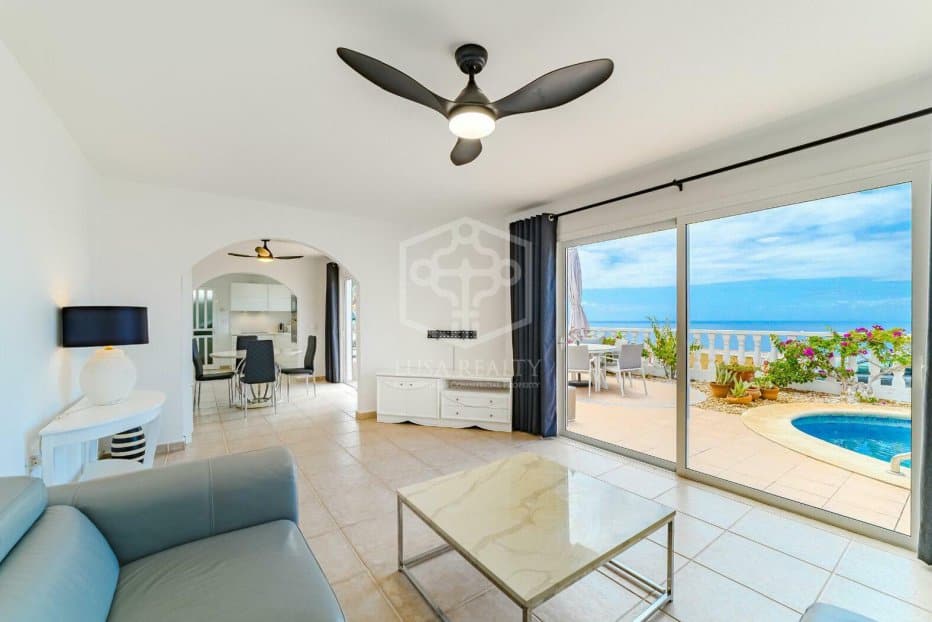Villa a Santiago del Teide, Tenerife, Spagna 3 camere da letto, 117 mq. N° 133241