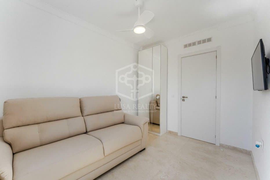 Villa in Adeje, Tenerife, Spain 3 bedrooms, 294 sq.m. No. 133240