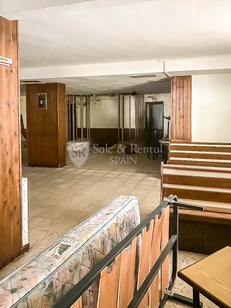 Propiedad comercial en Tossa de Mar, Gerona, España 3 dormitorios, 589 m2 No. 166449