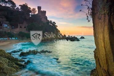 Propiedad comercial en Lloret de Mar, Gerona, España 3 dormitorios, 500 m2 No. 166452