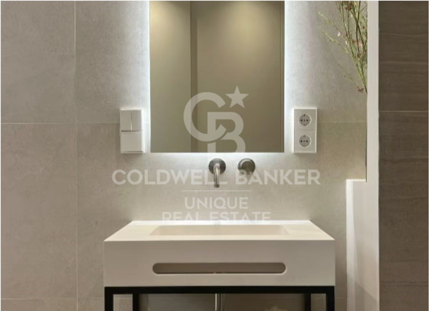 Apartment à Madrid, Espagne 1 chambre, 104 m2 No. 156765