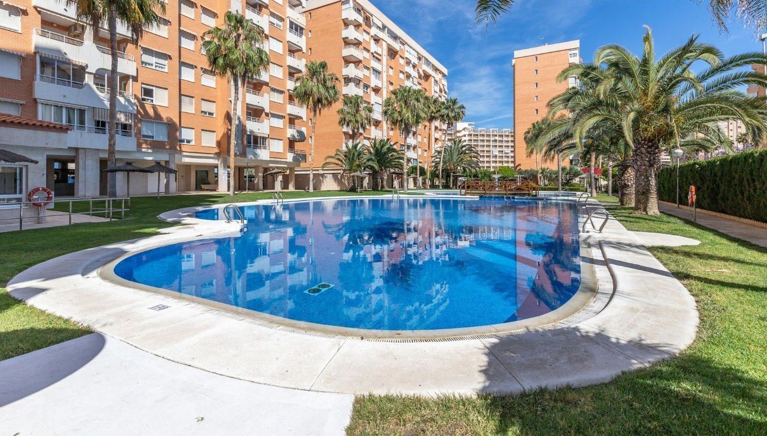 Apartment in San Juan, Alicante, Spain 2 bedrooms, 69 sq.m. No. 138325