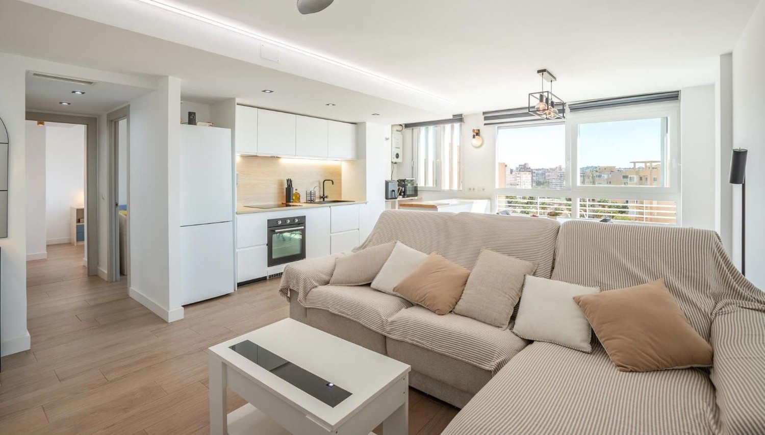 Apartment in San Juan, Alicante, Spain 2 bedrooms, 69 sq.m. No. 138325