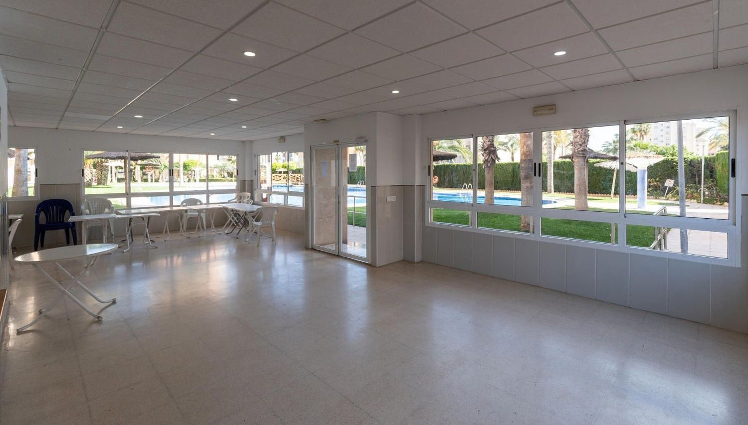 Apartment in San Juan, Alicante, Spain 2 bedrooms, 69 sq.m. No. 138325