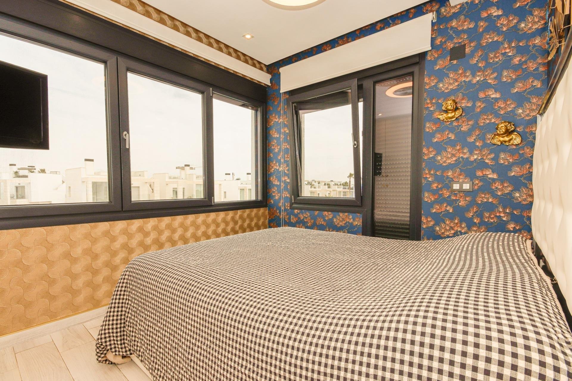 Villa in Cabo Roig, Alicante, Spain 3 bedrooms, 130 sq.m. No. 148743