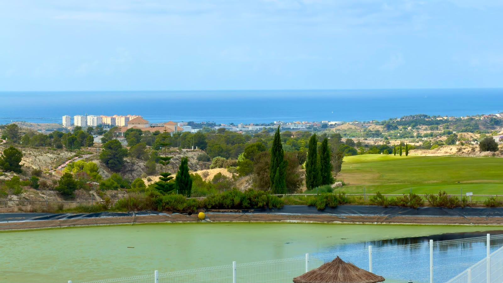 Bungalow a Finestrat, Alicante, Spagna 3 camere da letto, 185.62 mq. N° 177508