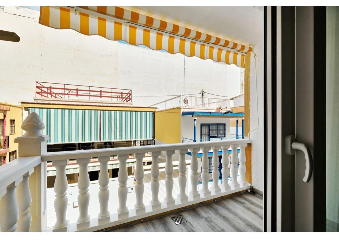 Apartment à Torrevieja, Alicante, Espagne 75 m2 No. 177505