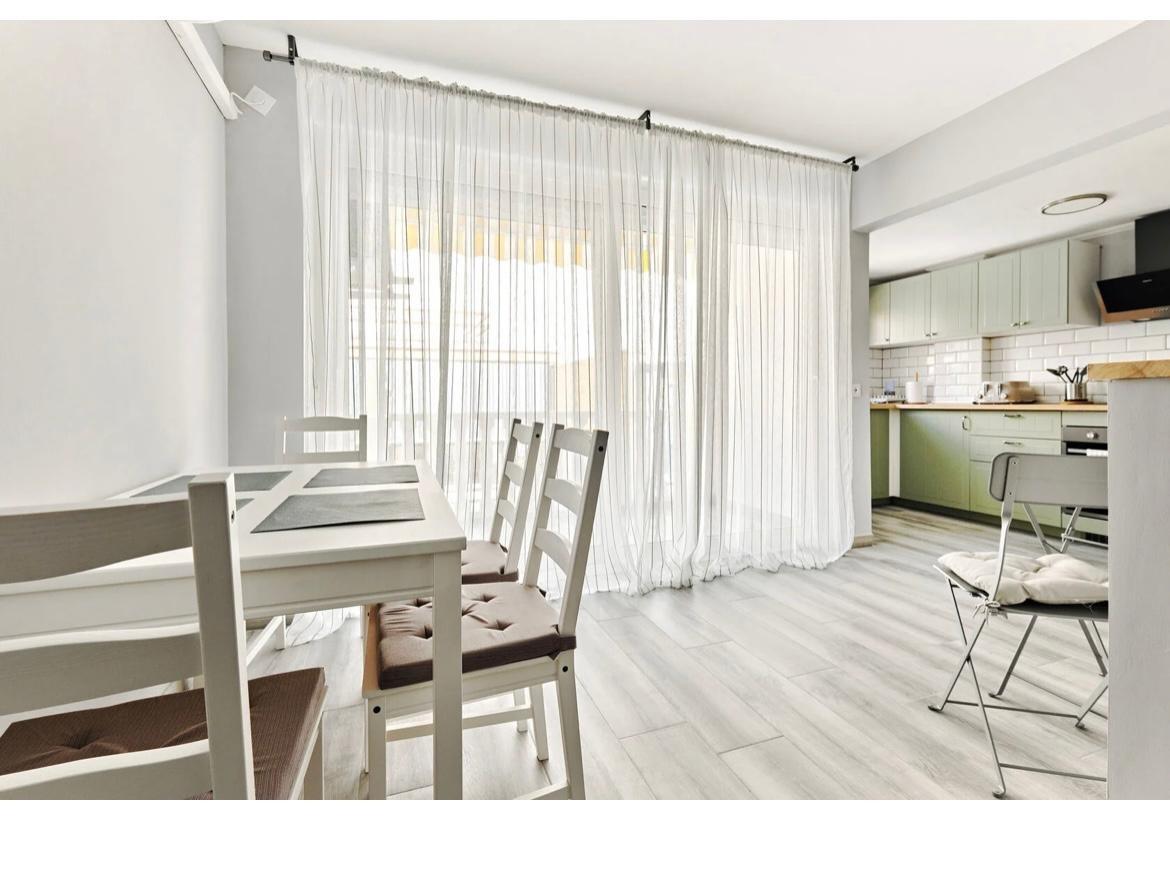 Apartment à Torrevieja, Alicante, Espagne 75 m2 No. 177505