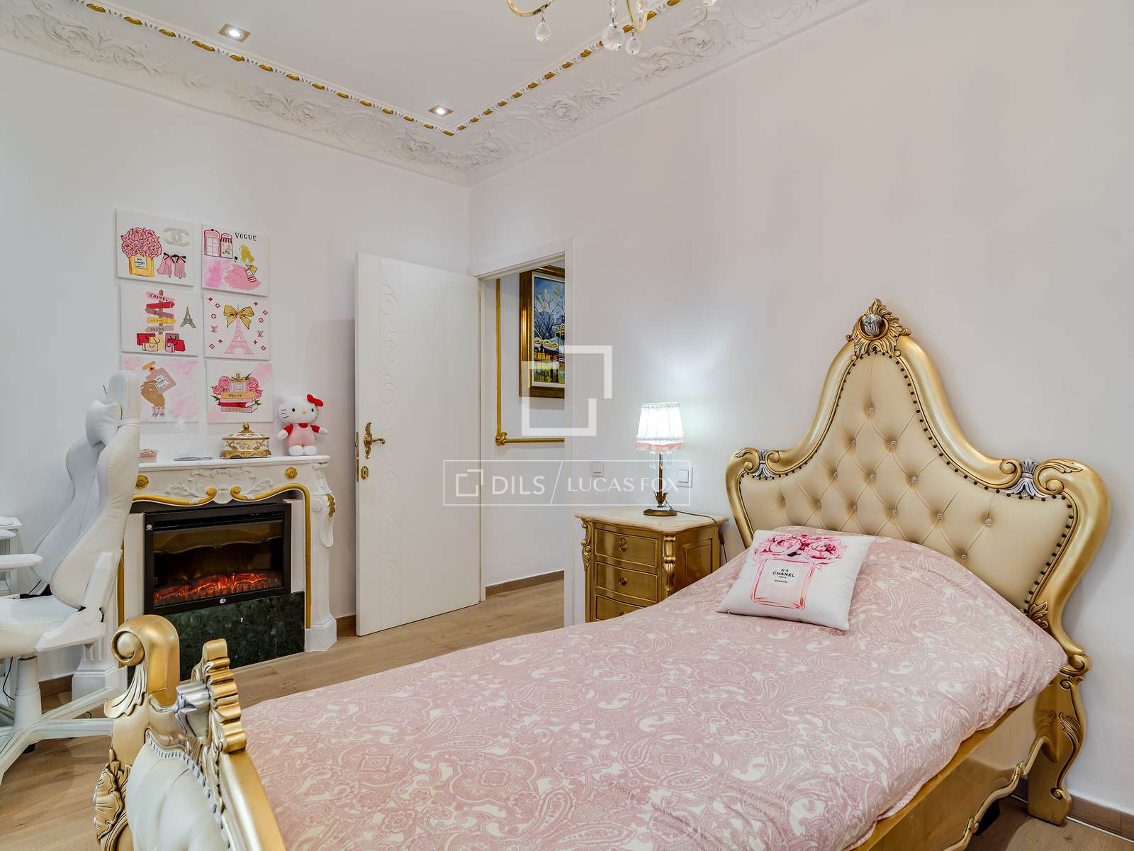 Dzīvoklis Barcelona, Spānijā 4 istabas, 160 m2 Nr. 196232