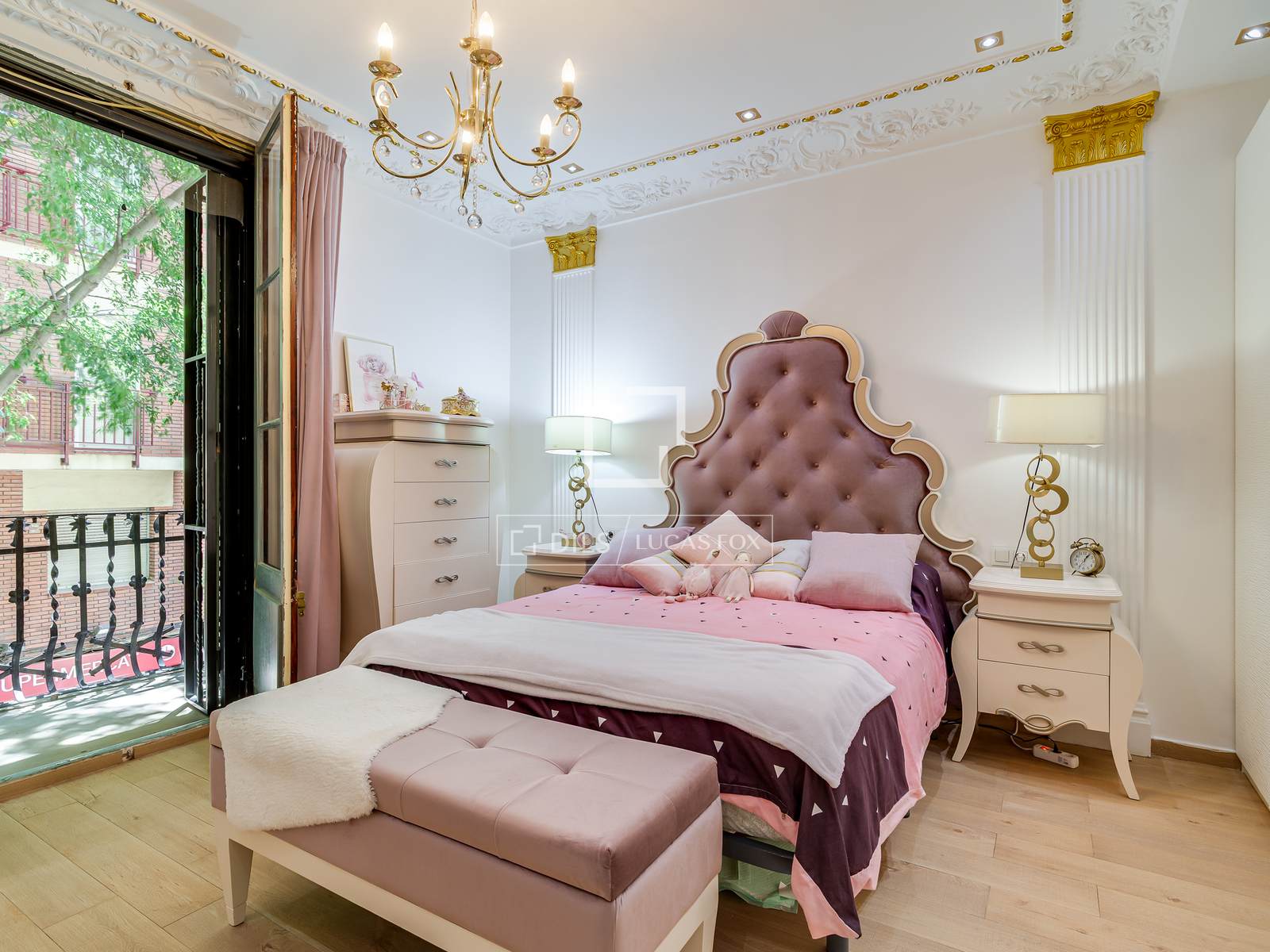 Dzīvoklis Barcelona, Spānijā 4 istabas, 160 m2 Nr. 196232