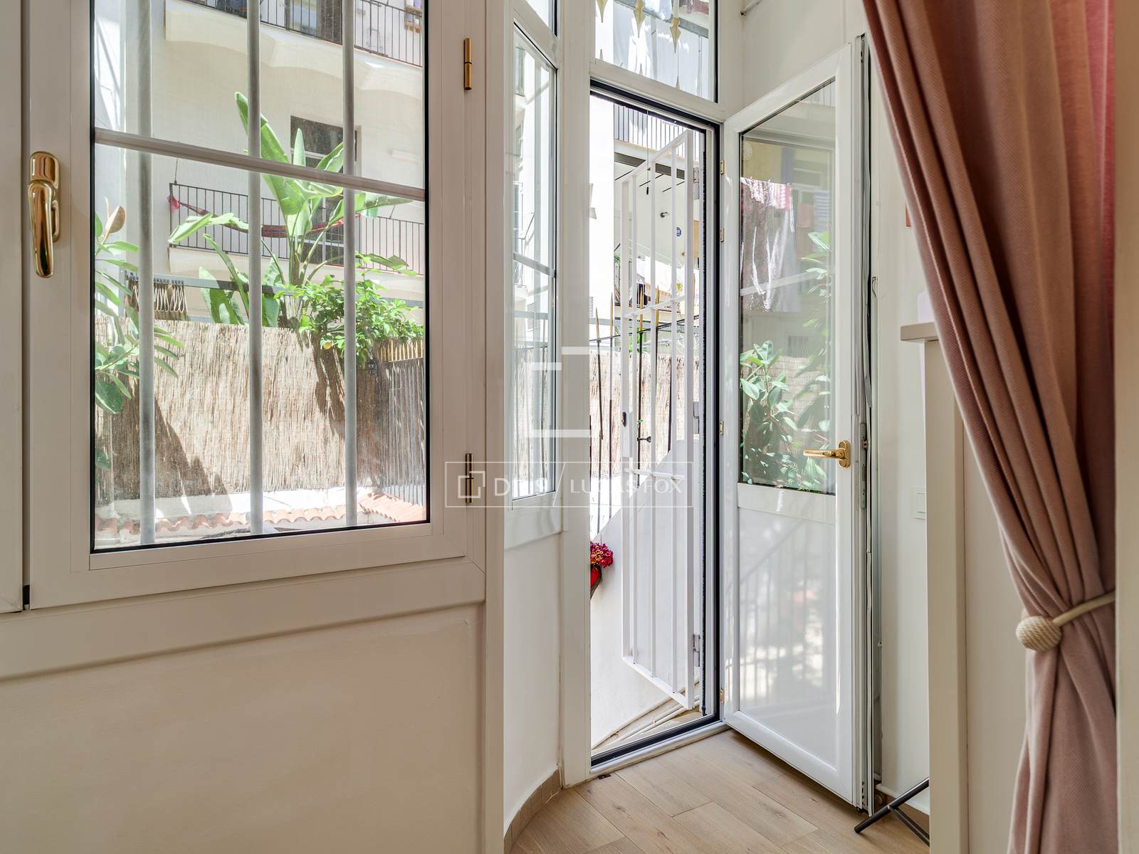 Dzīvoklis Barcelona, Spānijā 4 istabas, 160 m2 Nr. 196232