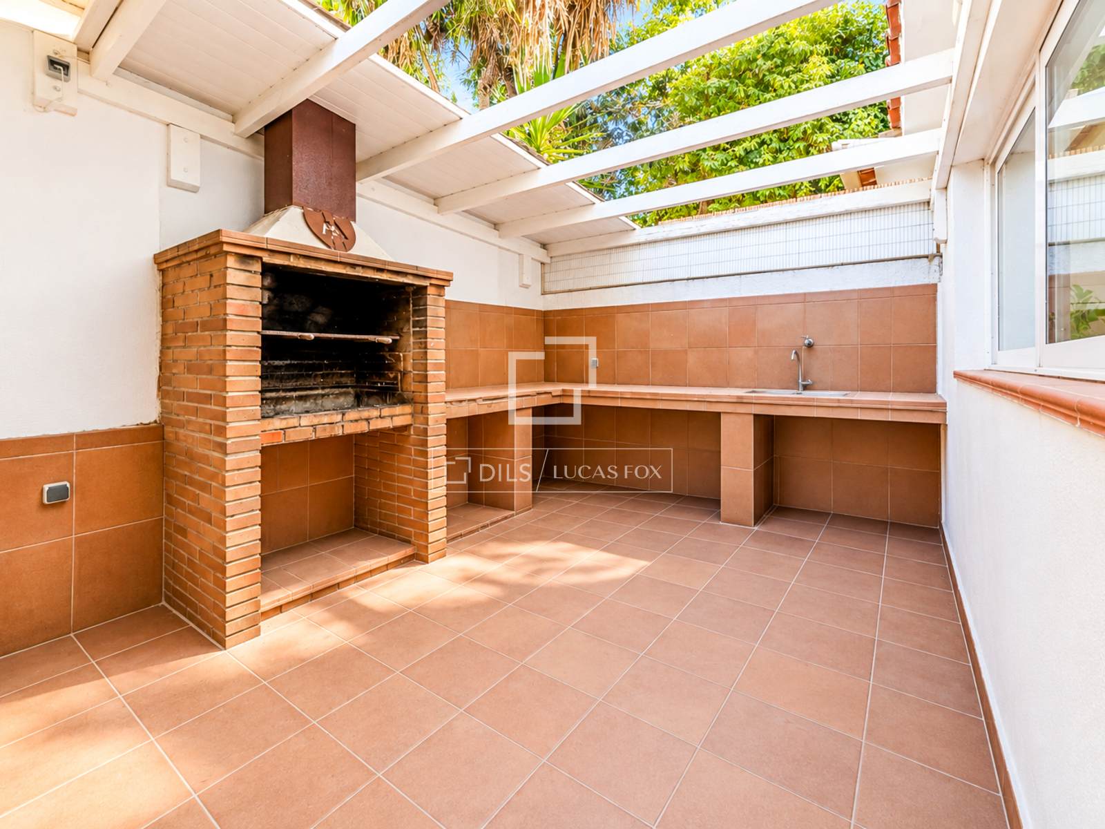 Villa a Sitges, Barcelona, Spagna 4 camere da letto, 160 mq. N° 196235