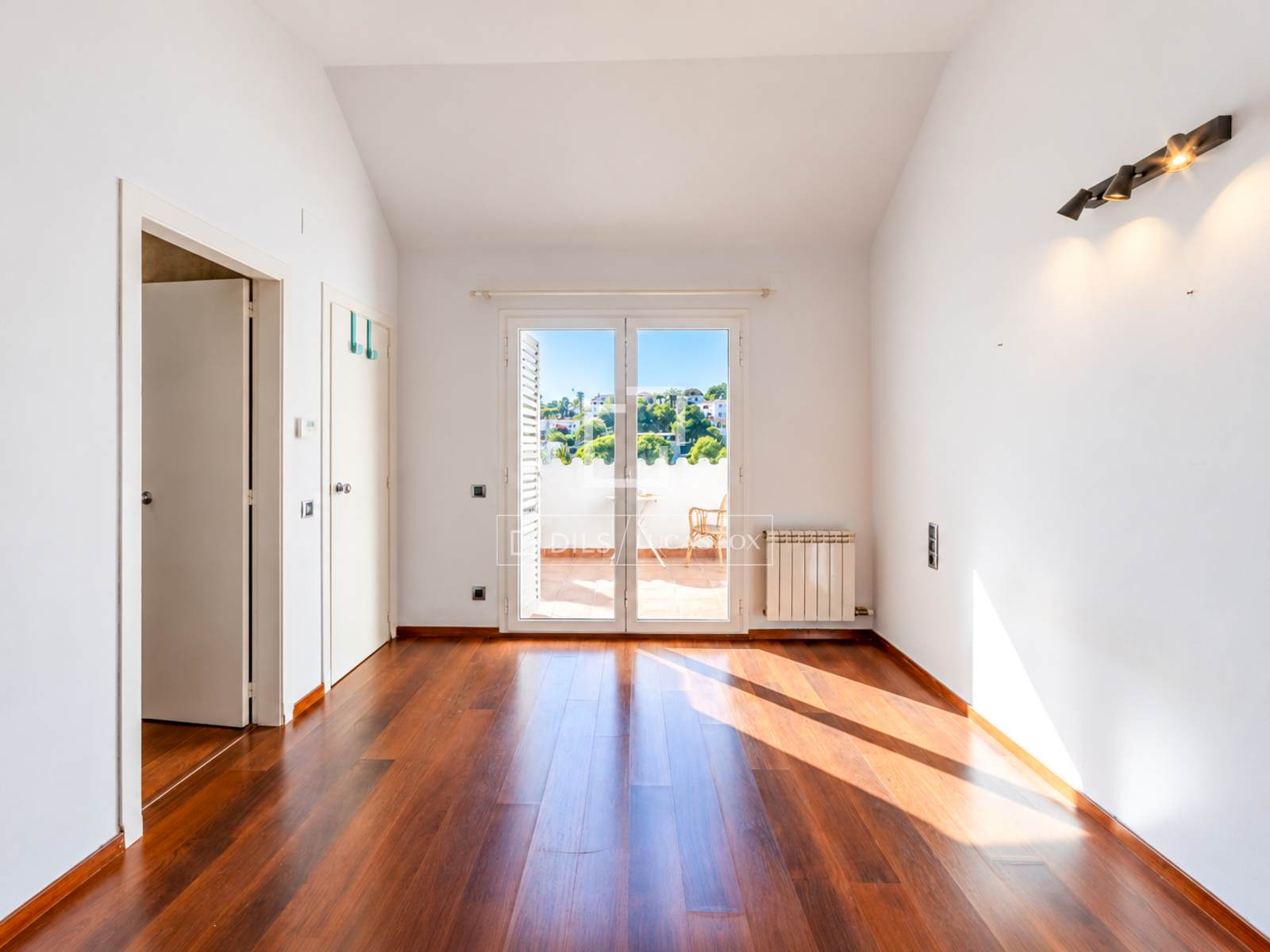 Villa a Sitges, Barcelona, Spagna 4 camere da letto, 160 mq. N° 196235